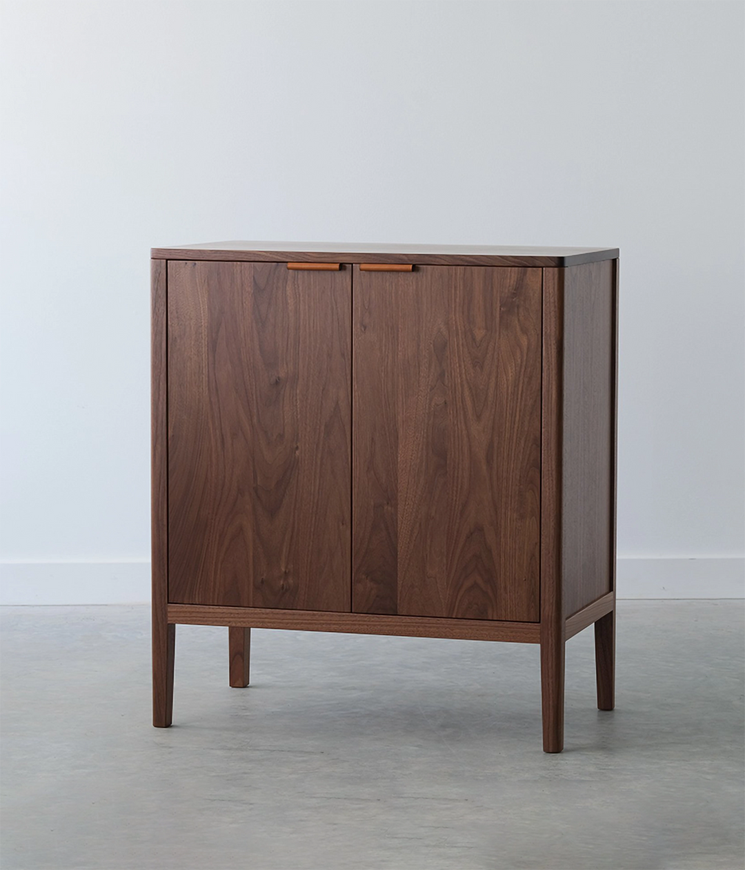 Walnut w/Brown leather pulls