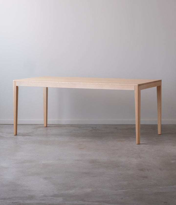 In stock Maple Avers Dining Set