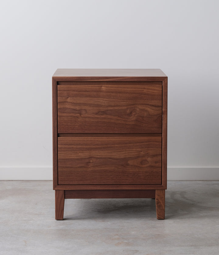 Walnut (18"W x 17.25"D x 23"H)