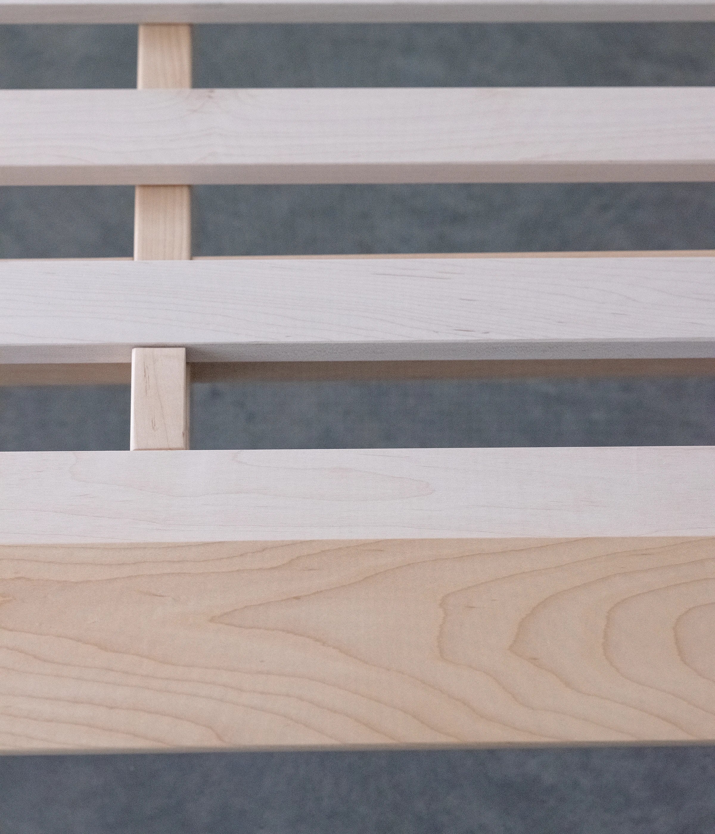 Hedge House Furniture Platform Bed - Thumbnail 3